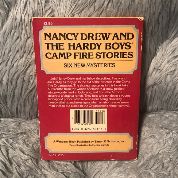 Nancy Drew and the Hardy Boys Camp Fire Stories by Keene, Carolyn - Picture 2 of 6